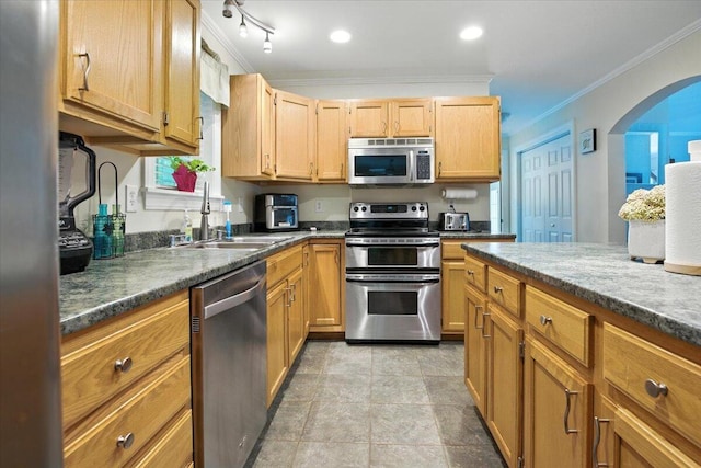 640 Webbs Mills Rd, Raymond, ME 04071 - photo 11