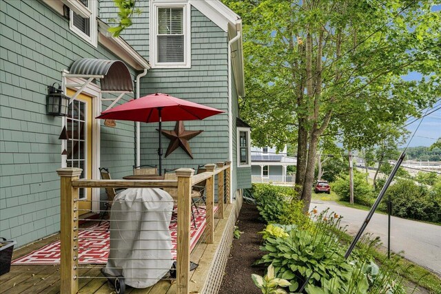 23 Commercial St, Belfast, ME 04915