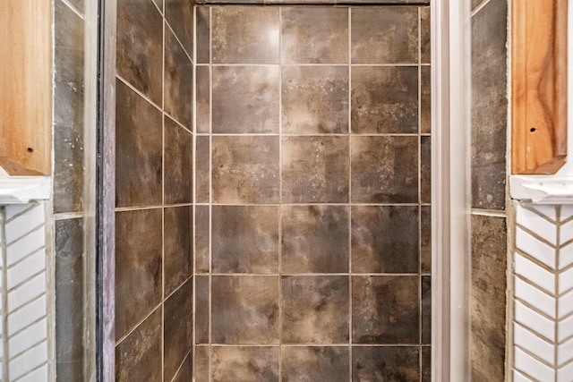12 Deering St Unit 1, Portland, ME 04101 - bathroom view