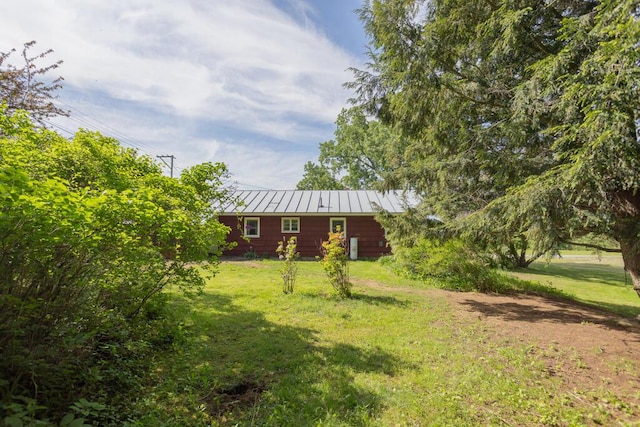 103 Mountain View Rd, Farmington, ME 04938 - view of green lawn