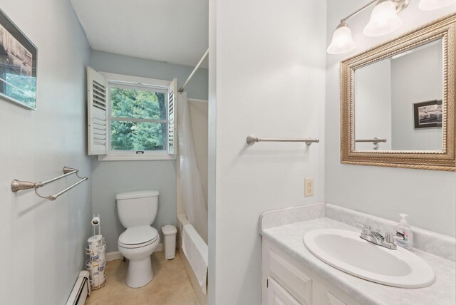 31 Bartholomew St, Lisbon, ME 04250
