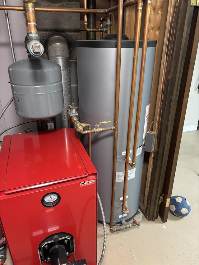 133 Ohio St, Millinocket, ME 04462 - utility room with gas water heater and a heating unit