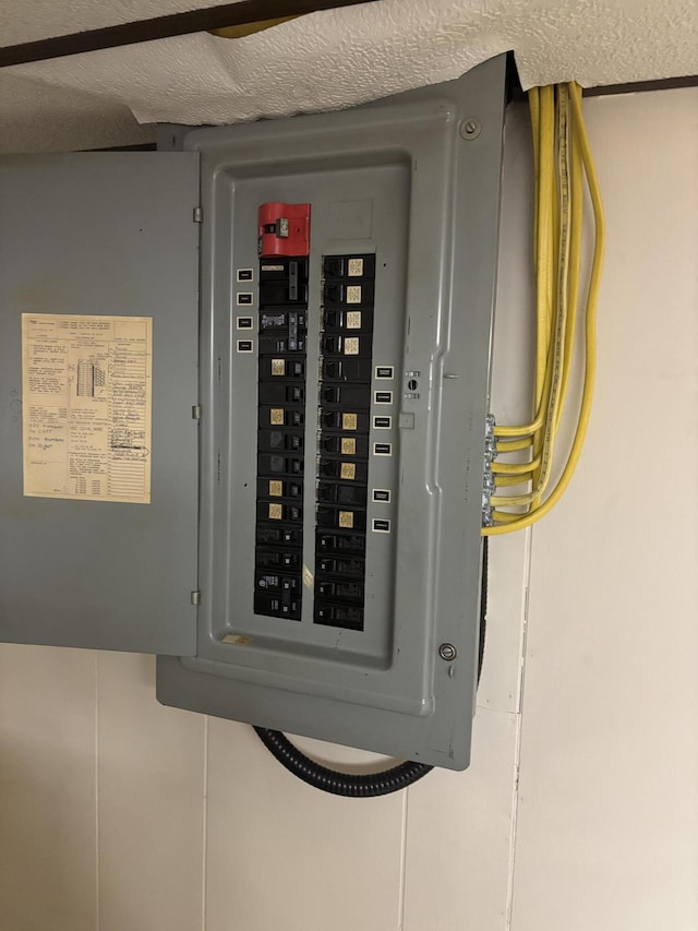 133 Ohio St, Millinocket, ME 04462 - utilities featuring electric panel