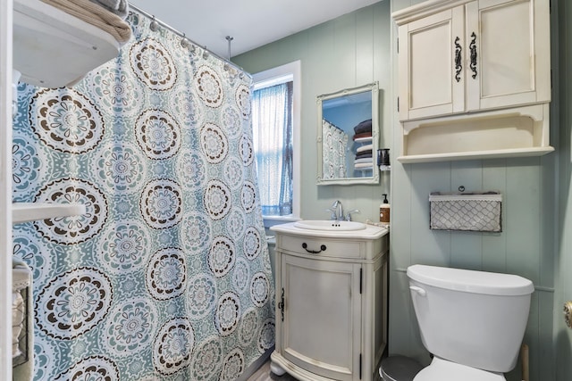 22 Cobb Rd, Bath, ME 04530 - bathroom featuring vanity and a shower with curtain