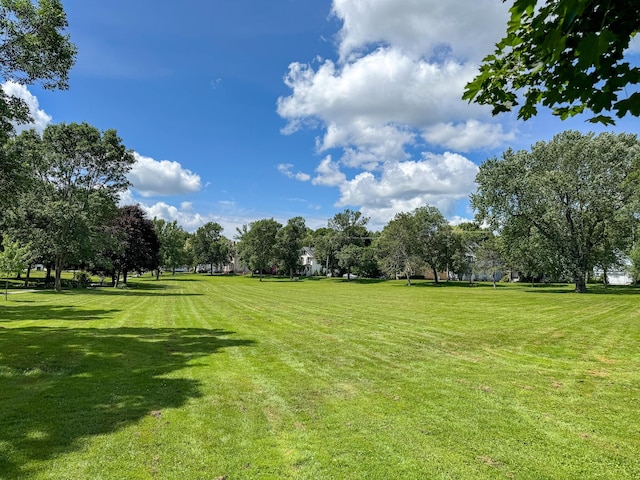 81 Parkview Ave, Bangor, ME 04401 - view of community with a yard