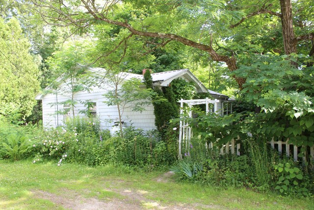 7 Maple St, Milbridge, ME 04658 - view of yard