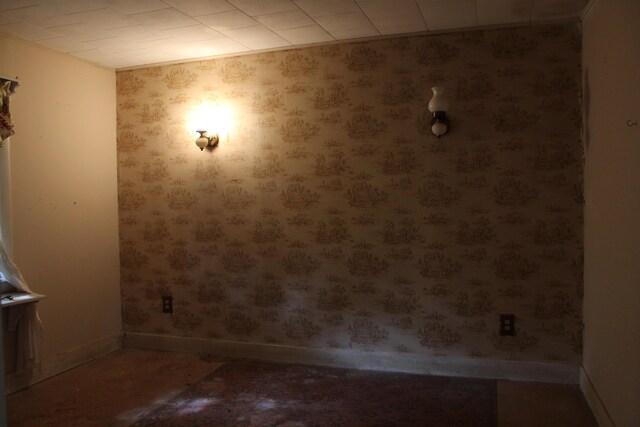7 Maple St, Milbridge, ME 04658 - bathroom featuring wallpapered walls