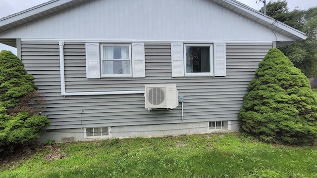 32 Highland Ave, Lincoln, ME 04457 - view of property exterior featuring a cooling unit