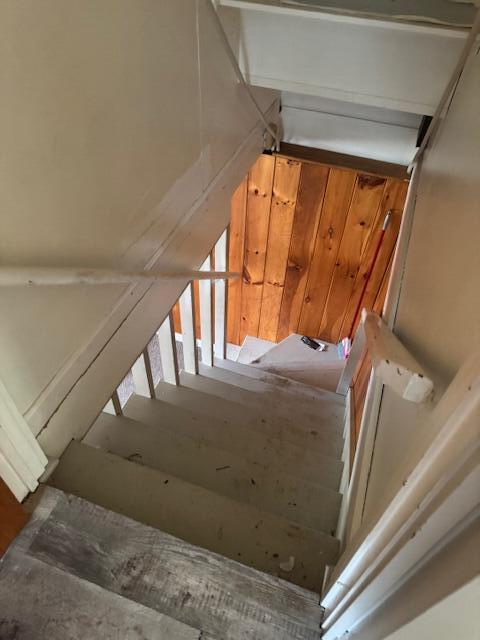 13 Frost Hill Ave, Lisbon, ME 04252 - view of stairs