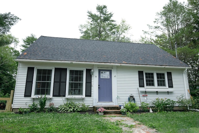 17 Duncan Rd, Augusta, ME 04330 - view of front of property featuring roof with shingles and a front yard