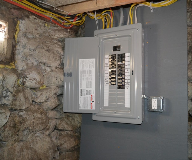 136 Emery St, Sanford, ME 04073 - photo 14