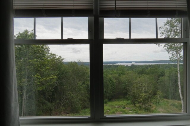 14 Old County Way, Ellsworth, ME 04605