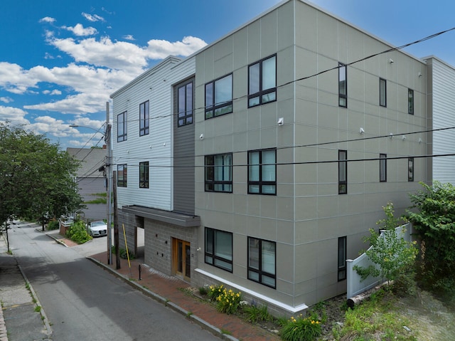 22 Tate St Unit 3C, Portland, ME 04102
