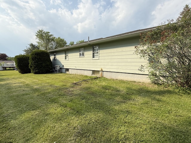 29 Birchwood Blvd, Brewer, ME 04412 - rear view of property featuring a yard