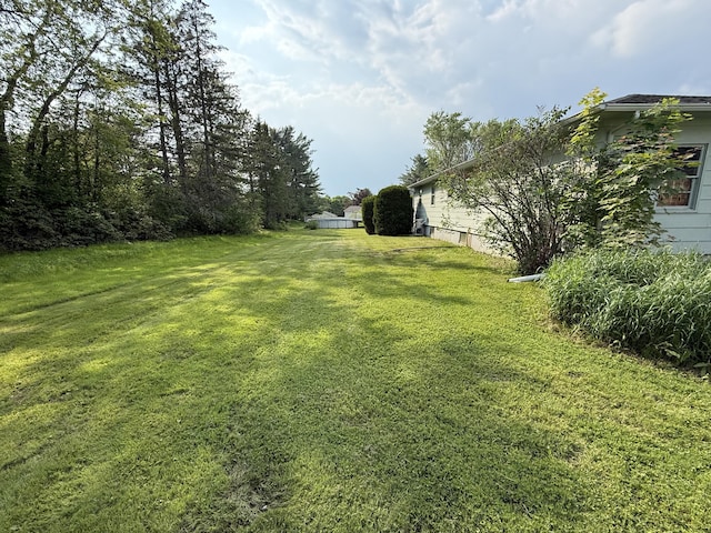29 Birchwood Blvd, Brewer, ME 04412 - view of grassy yard