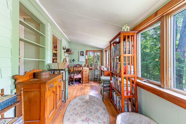 131 River Rd, Newcastle, ME 04553 - sunroom with vaulted ceiling