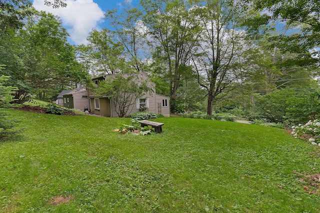 131 River Rd, Newcastle, ME 04553 - view of grassy yard with an outdoor structure