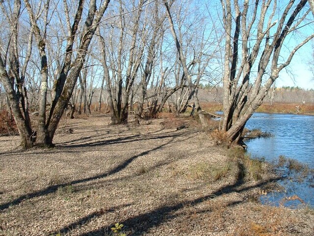5 Call Rd, Milford, ME 04461