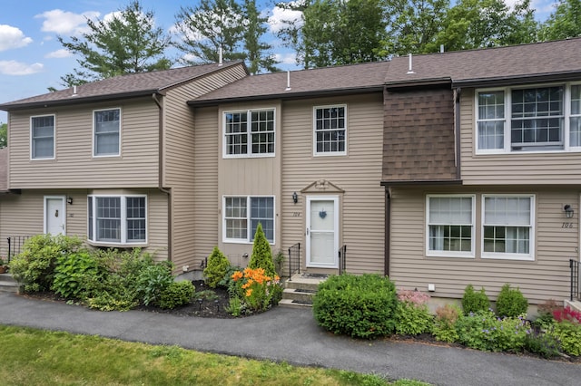 104 Evergreen Dr Unit 104, Waterville, ME 04901 - photo 1