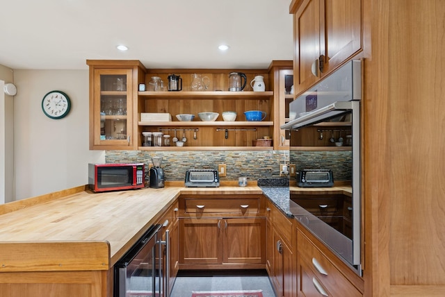 723 Pond Rd, Sidney, ME 04330