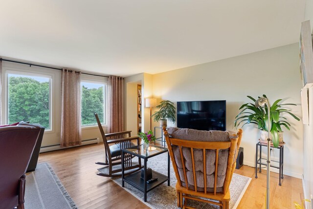 723 Pond Rd, Sidney, ME 04330