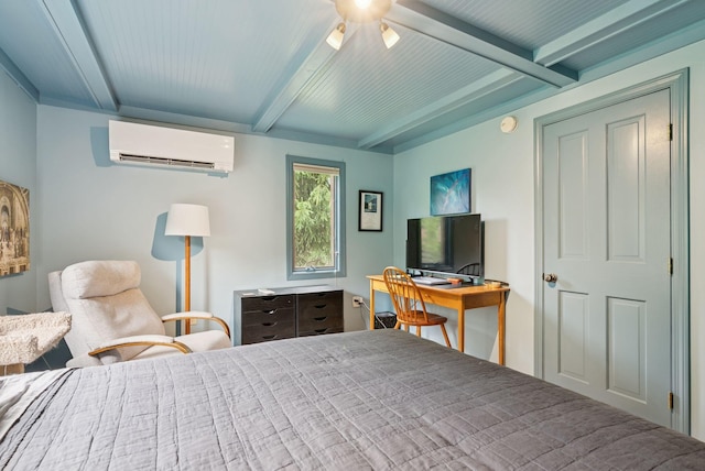 723 Pond Rd, Sidney, ME 04330