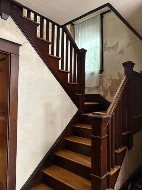 26 Webster Ave N, Bangor, ME 04401 - photo 6