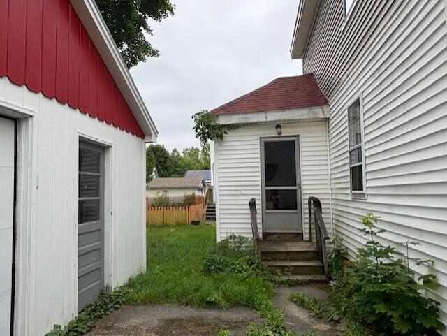 26 Webster Ave N, Bangor, ME 04401 - photo 4