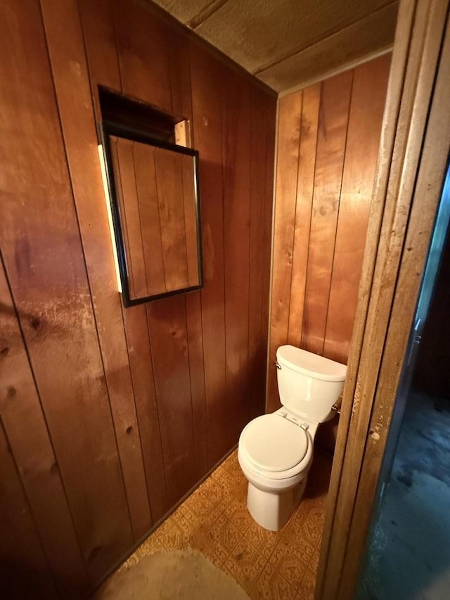 489 Lovejoy Pond Rd, Fayette, ME 04349 - bathroom featuring wooden walls and toilet
