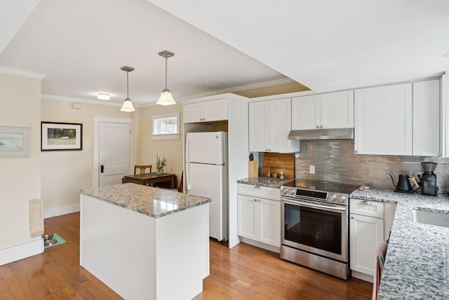 27 Hodge St, Wiscasset, ME 04578 - photo 14
