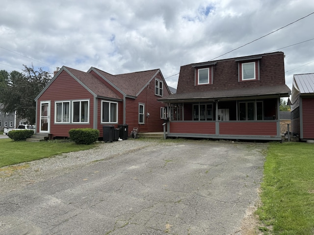 71 Pleasant St, Houlton, ME 04730 - photo 2