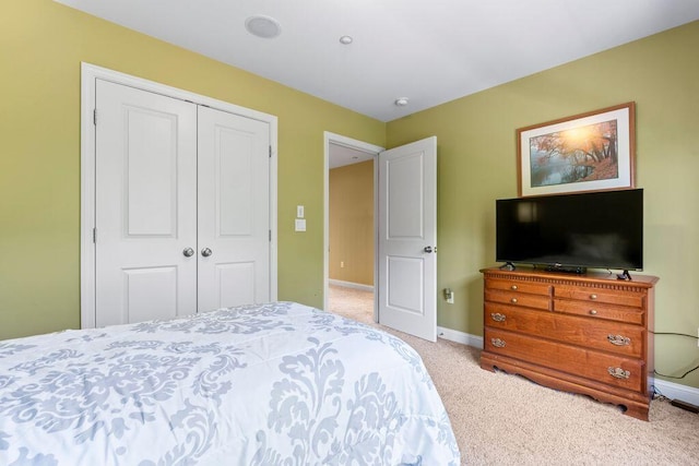 38 Harvest Hill Ln Unit 38, Auburn, ME 04210 - bedroom with carpet flooring and a closet