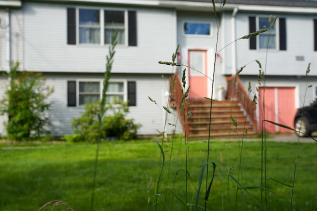 3922 Union St, Levant, ME 04456 - view of front facade featuring a front yard