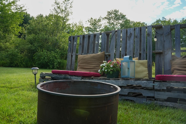 3922 Union St, Levant, ME 04456 - view of yard