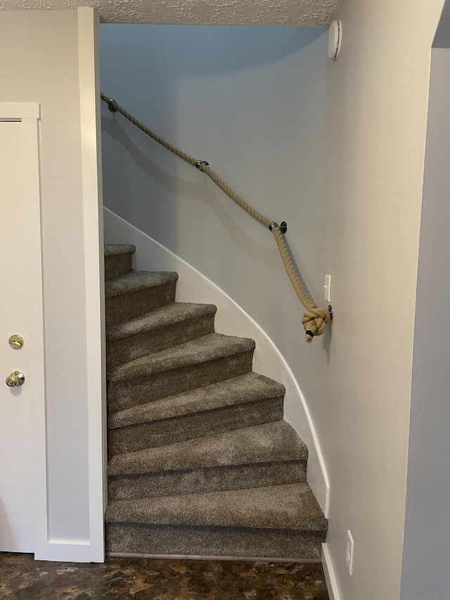140 Sawyer St, South Portland, ME 04106 - photo 44