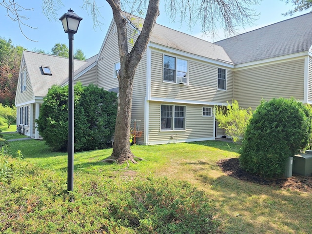 46 Glenridge Dr Unit 46, Portland, ME 04102 - rear view of house with a yard