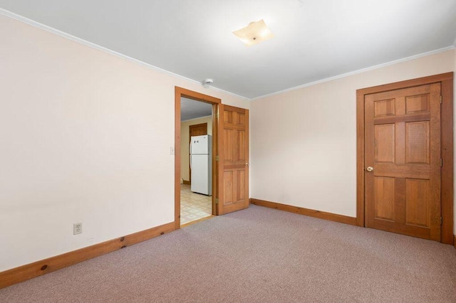99 Hill St, Biddeford, ME 04005 - unfurnished room featuring ornamental molding and light colored carpet