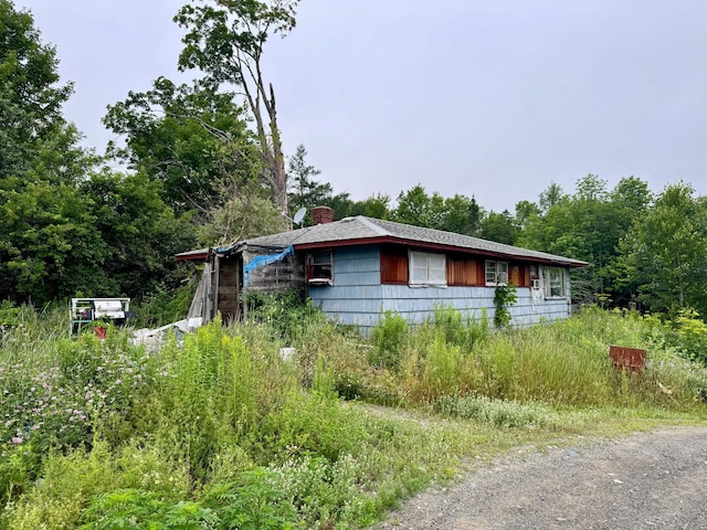 697 Range Rd, Dover-Foxcroft, ME 04426