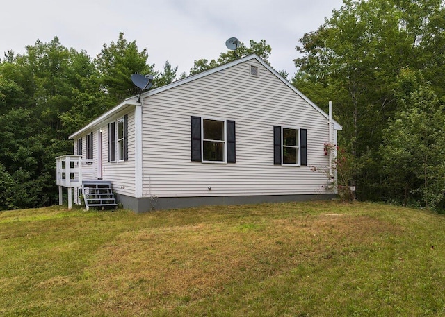 7 Lucas Ct, Bristol, ME 04539 - view of side of home featuring a lawn
