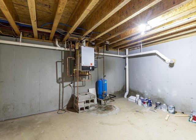 7 Lucas Ct, Bristol, ME 04539 - unfinished basement with a water pressure tank