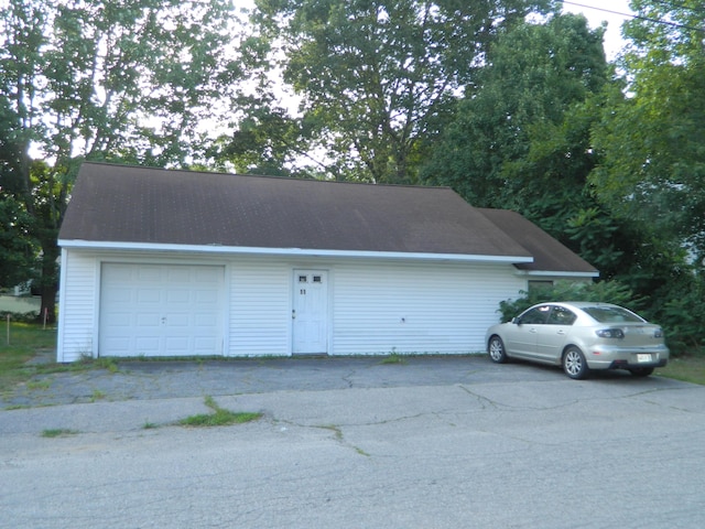 11 Wilson St, Sanford, ME 04073 - photo 2
