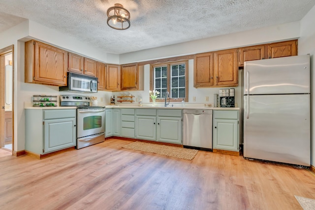 36 Arrowhead Dr, Brunswick, ME 04011 - photo 9