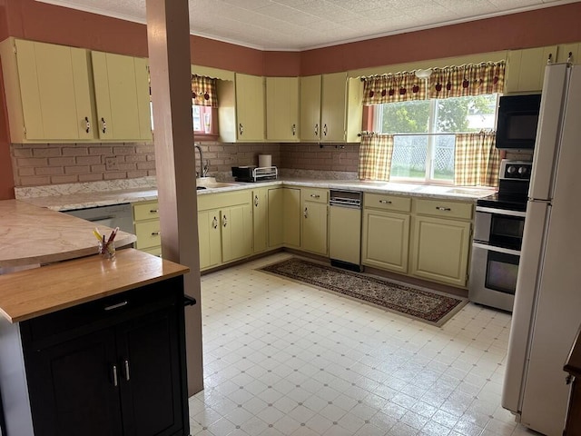 67 Medway Rd, Millinocket, ME 04462 - photo 15