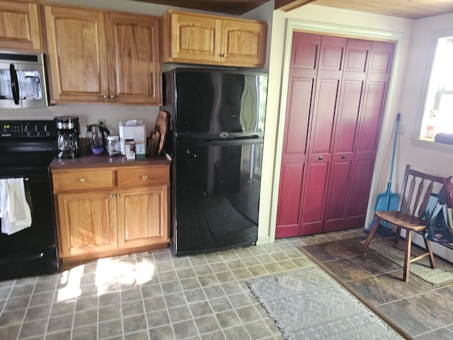 38 Whitney Rd, Gray, ME 04039 - photo 3
