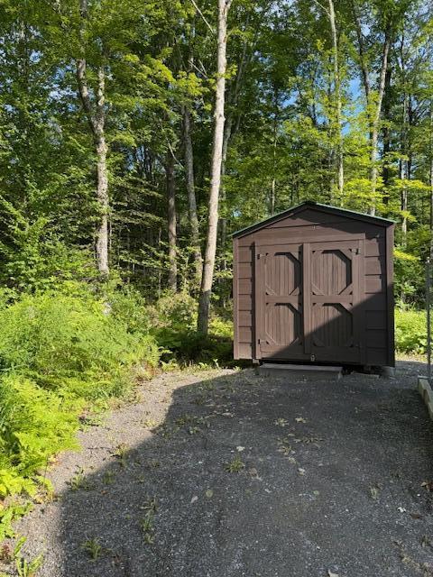 910 Mutton Ln, Clinton, ME 04927 - photo 5