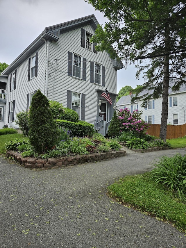 103 4th St, Bangor, ME 04401 - photo 2