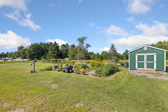 1079 Pequawket Trl, Standish, ME 04091 - photo 7