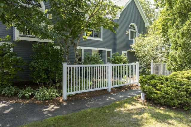 2 Mcfarland Point Dr Unit 35, Boothbay Harbor, ME 04538 - photo 2