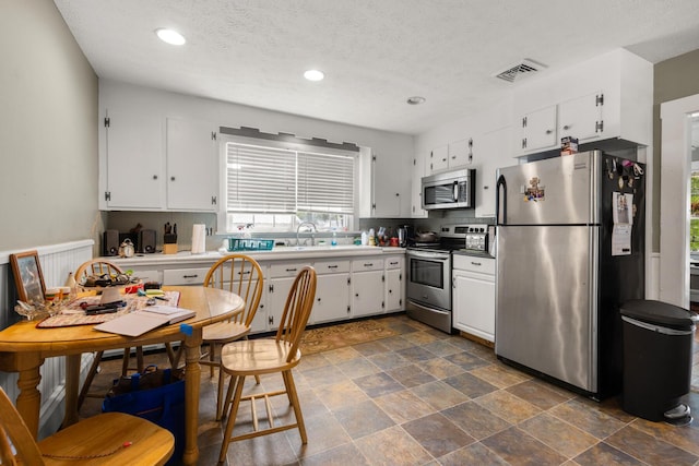 172 High St, Sanford, ME 04073 - photo 5