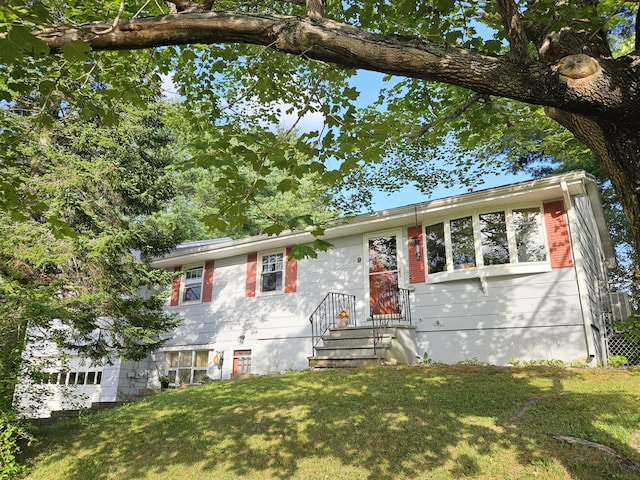 9 Meadow Ln, Lewiston, ME 04240 - photo 3